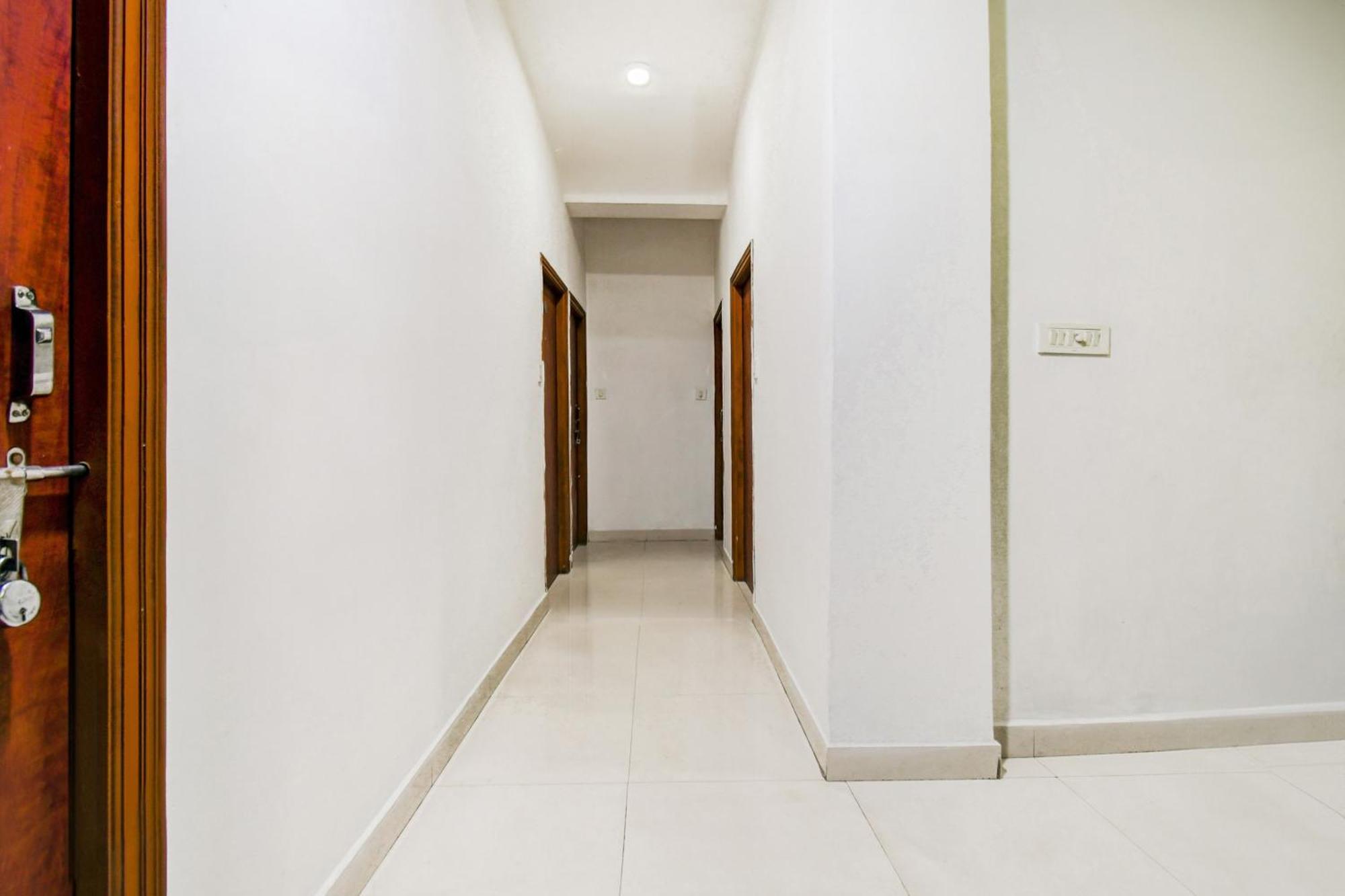 OYO Flagship 74641 Delightful Stay Em Byepass Calcutá Exterior foto