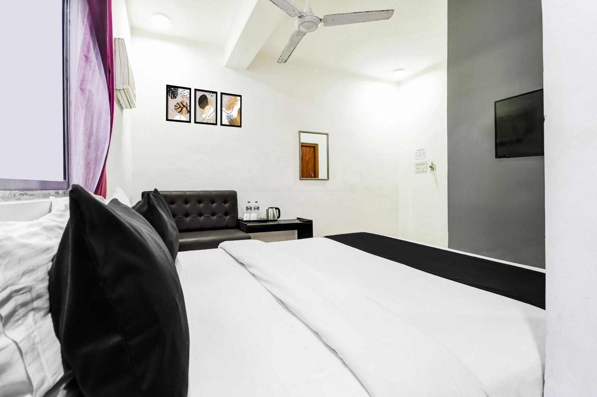 OYO Flagship 74641 Delightful Stay Em Byepass Calcutá Exterior foto